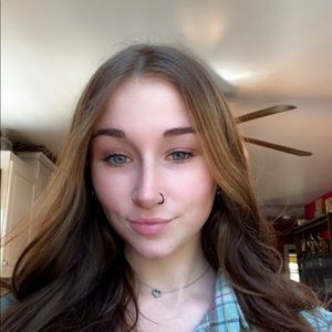 Meet your Posher, Ariona